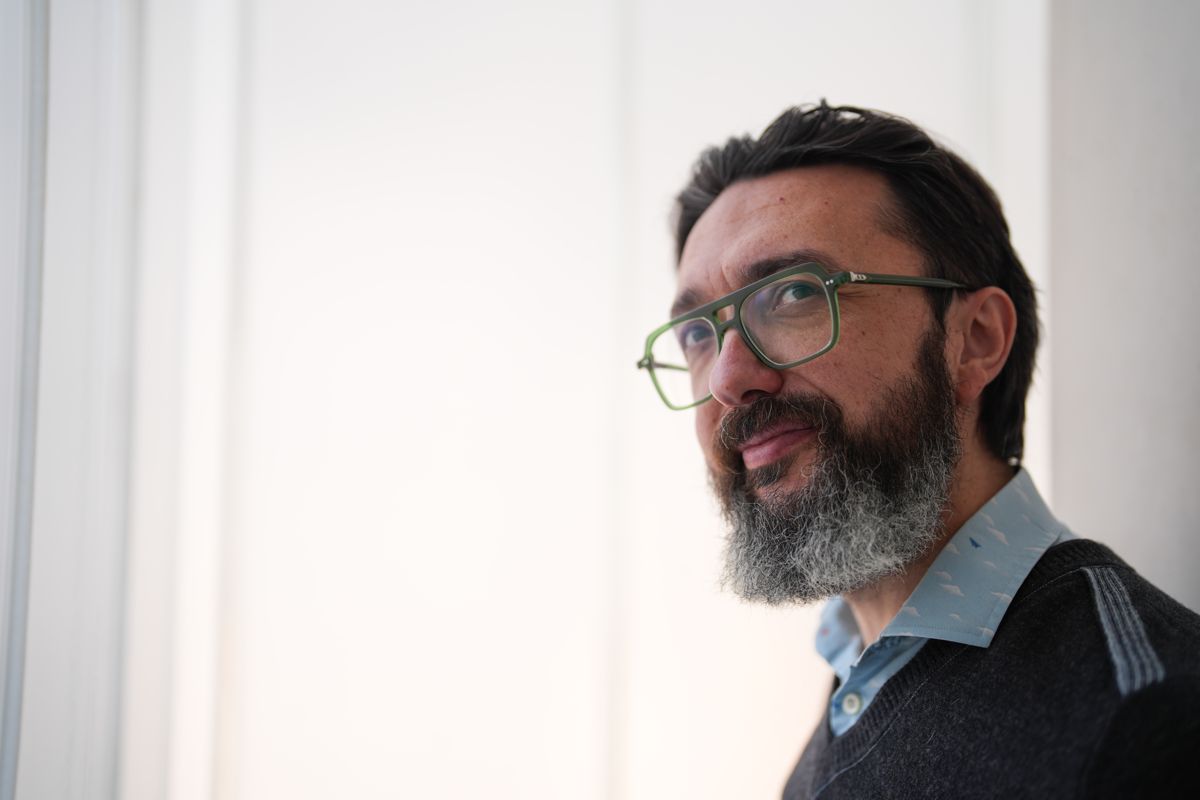 A photo of Dr Michael Chapman